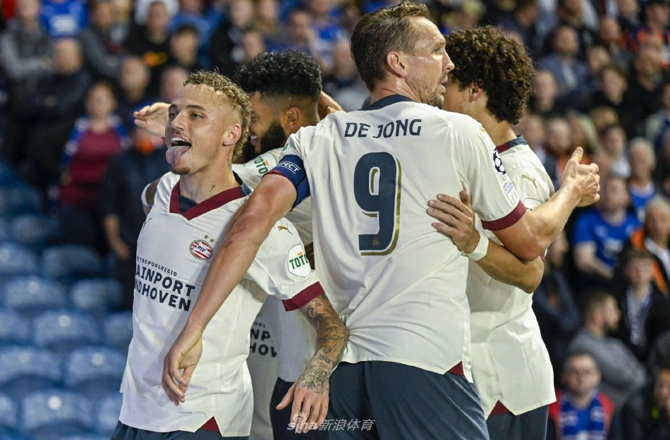 力征服了球 力征服了球